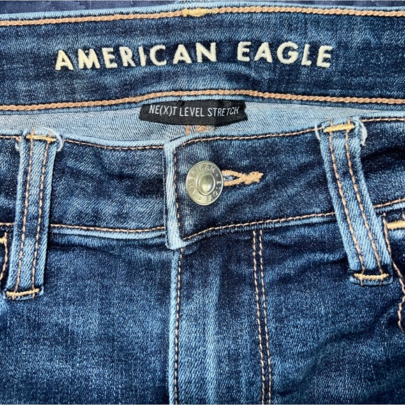 American Eagle Dark Wash Patch Jegging: Size 4 Short - Picture 6 of 6